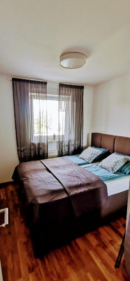 Apartman Varenica Apartamento Doboj Exterior foto